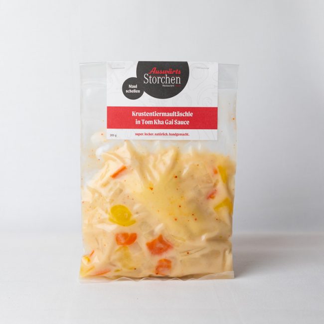 Krustentiermaultaeschle-in-Tom-Kha-Gai-Sauce.jpg